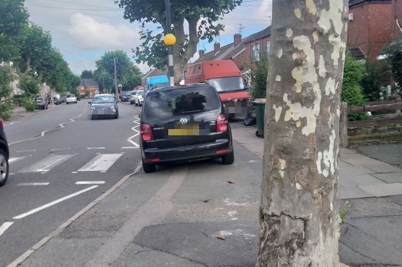 Nuisance parking in Coventry street hits new low as driver blocks pelican crossing