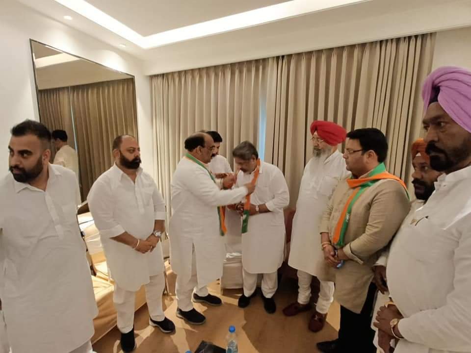 ਅਸ਼ਵਨੀ ਸ਼ਰਮਾ ਦੀ ਅਗੁਵਾਈ ਹੇਠ ਸਾਬਕਾ ਇੰਜੀ. ਕਮਲਜੀਤ ਸਿੰਘ ਗਿਲ ਆਪਣੇ ਸਾਥੀਆਂ ਸਣੇ ਭਾਜਪਾ ਚ ਸ਼ਾਮਿਲI 