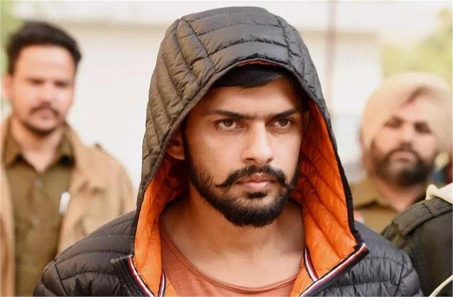 लॉरेंस बिश्नोई गैंग के 3 शार्प शूटर हथियारों के साथ गिरफ्तार