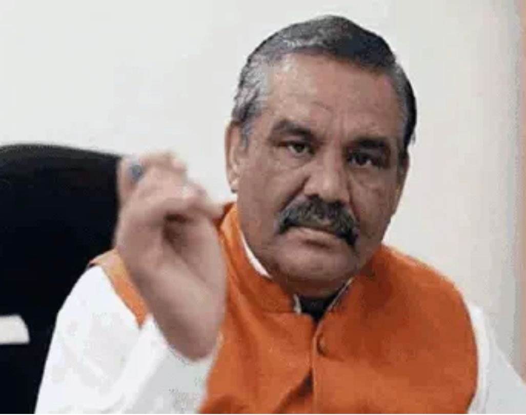 ਨੈਸ਼ਨਲ ਐਸ ਸੀ ਕਮਿਸ਼ਨ ਦੇ ਕੌਮੀ ਪ੍ਰਧਾਨ ਵਿਜੇ ਸਾਂਪਲਾ ਨੇ ਆਪਣੇ ਅਹੁਦੇ ਤੋਂ ਅਸਤੀਫਾ