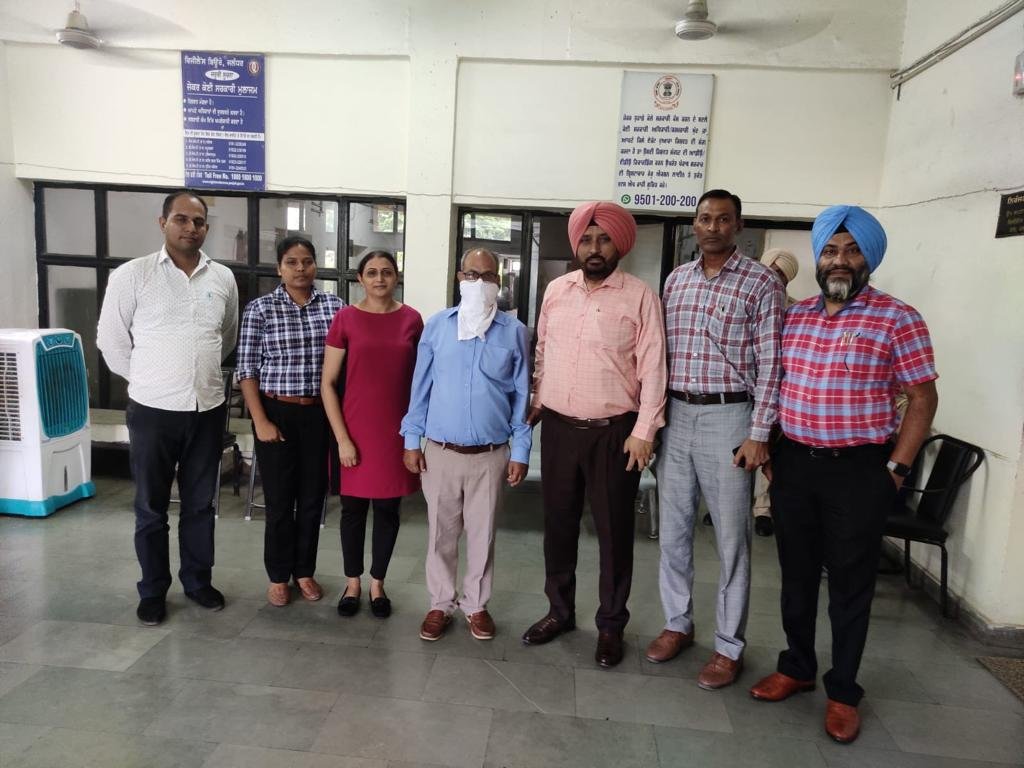  ਵਿਜੀਲੈਂਸ ਵੱਲੋਂ ਨਕਸ਼ੇ ਦੀ ਅਸਲ ਫ਼ੀਸ 80 ਰੁਪਏ ਦੀ ਬਜਾਏ 1500 ਰੁਪਏ ਲੈਣ ਦੇ ਦੋਸ਼ ਹੇਠ ਪਟਵਾਰੀ ਕਾਬੂ 