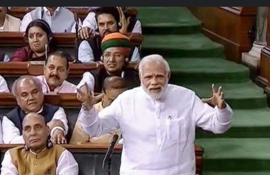 ਪ੍ਰੋਟੋਕਾਲ ਵਿਵਾਦ ਵਿਚਾਲੇ ਸੀਕਰ ਦੀ ਸਭਾ ਵਿਚ ਬੋਲੇ ਪੀ.ਐੱਮ. ਮੋਦੀ- ਗਹਿਲੋਤ ਜੀ ਦੇ ਪੈਰ 'ਚ ਸੱਟ ਕਾਰਨ ਉਹ ਨਹੀਂ ਆ ਸਕੇ
