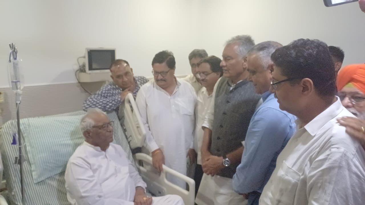 भाजपा अध्यक्ष सुनील जाखड़ ने हास्पिटल जा कर पूछा भगत चूनी लाल का हाल
