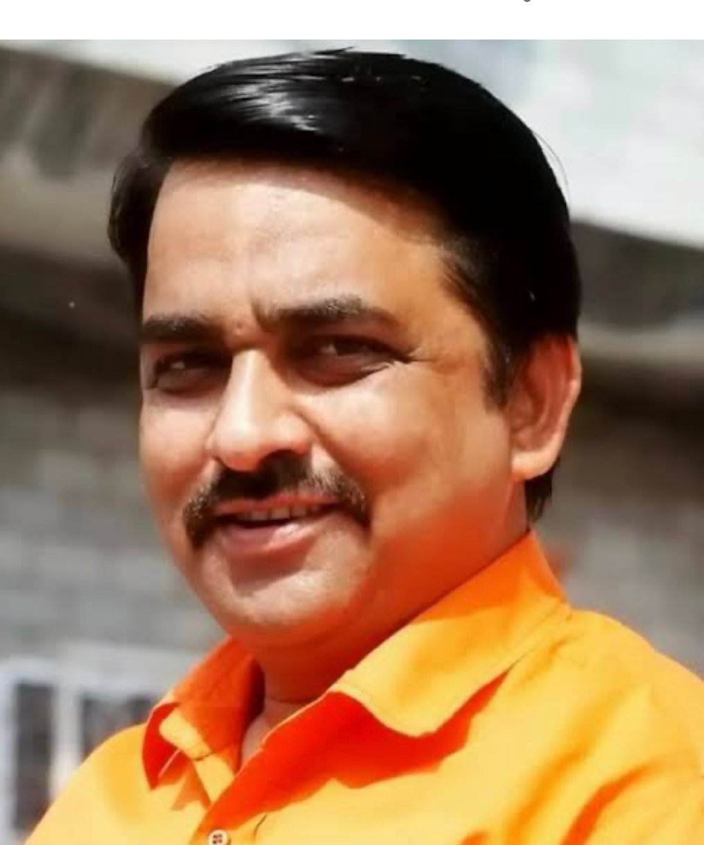 कूड़े के ढेरों के कारण अमरीक नगर, गाँधी नगर, विवेक नगर गुरु गोबिंद सिंह एवेन्यू में बिमारियों का खतरा।  