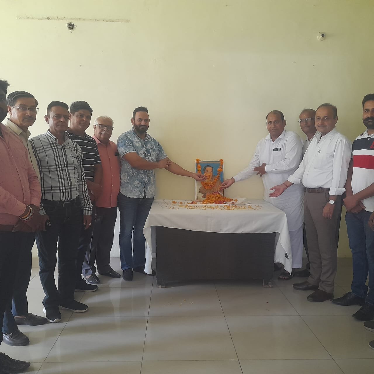 ਜਿਲਾ ਕਾਂਗਰਸ ਜਲੰਧਰ ਨੇ ਮਨਾਇਆ ਸਾਬਕਾ ਪ੍ਰਧਾਨ ਮੰਤਰੀ ਰਾਜੀਵ ਗਾਂਧੀ ਦਾ ਜਨਮ ਦਿਨ ।