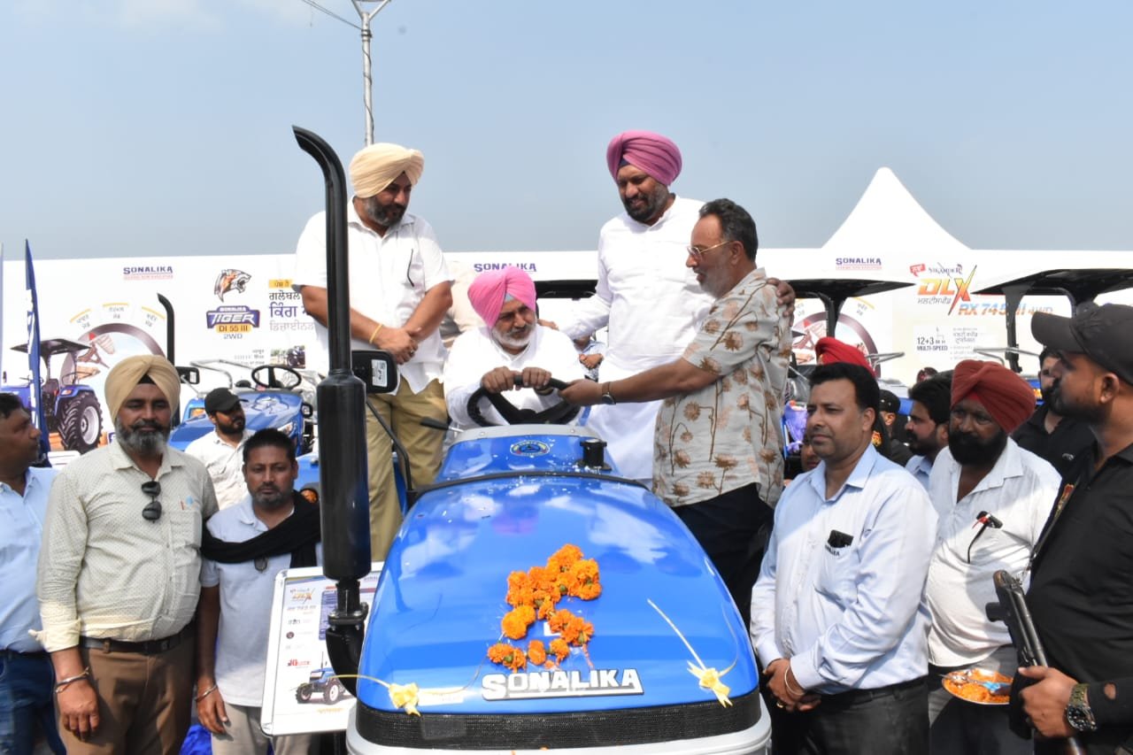 ਕੈਬਨਿਟ ਮੰਤਰੀ ਚੇਤਨ ਸਿੰਘ ਜੌੜਾਮਾਜਰਾ ਅਤੇ ਬਲਕਾਰ ਸਿੰਘ ਵਲੋਂ ਕਿਸਾਨਾਂ ਨੂੰ ਫ਼ਸਲੀ ਵਿਭਿੰਨਤਾ ਅਪਣਾਉਣ ਦਾ ਸੱਦਾ । 