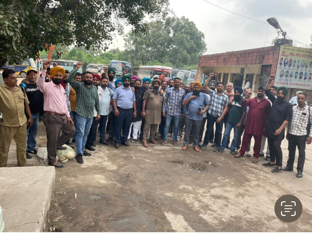 *ਜੇਕਰ ਮੁੜ ਤੋਂ 14 ਸਤੰਬਰ ਦੀ ਮੀਟਿੰਗ ਤੋਂ ਭੱਜੇ ਮੁੱਖ ਮੰਤਰੀ ਪੰਜਾਬ ਤਾਂ  ਪਨਬਸ/ਪੀ.ਆਰ.ਟੀ.ਸੀ ਦਾ ਕਰਾਂਗੇ ਤੁਰੰਤ ਚੱਕਾ ਜਾਮ -  ।* ਬਲਵਿੰਦਰ ਸਿੰਘ ਰਾਠ ਦਲਜੀਤ ਸਿੰਘ ਜੱਲੇਵਾਲ