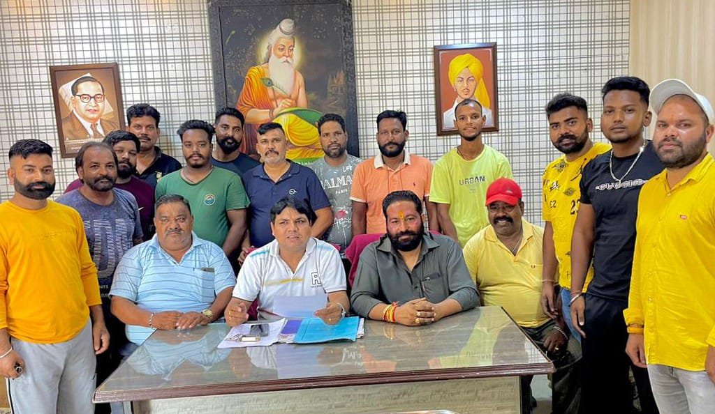 सत्ता में दलितों की हिस्सेदारी को लेकर मौजूदा सरकार पिछली सरकारों की तरह अन्याय न करे-मुनीष बाबा