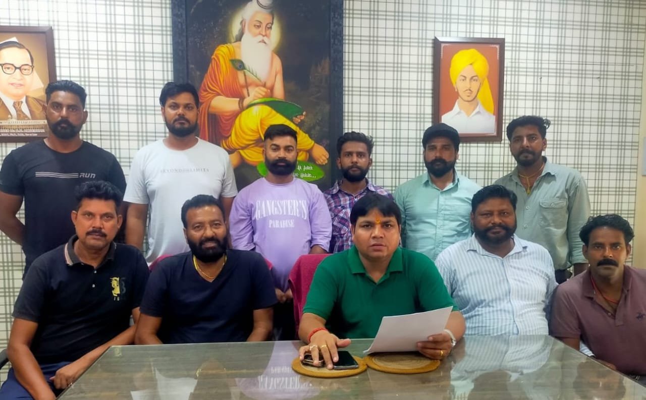 ਸ਼ਹੀਦ ਭਗਤ ਸਿੰਘ ਅਤੇ ਡਾ. ਅੰਬੇਡਕਰ ਦੇ ਨਾਮ ’ਤੇ ਹਰ ਵਿਧਾਨਸਭਾ ’ਚ ਹੋਵੇ ਕੰਪਿਊਟਰ ਸੈਂਟਰ ਅਤੇ ਲਾਇਬ੍ਰੇਰੀ-ਮੁਨੀਸ਼ ਬਾਬਾ