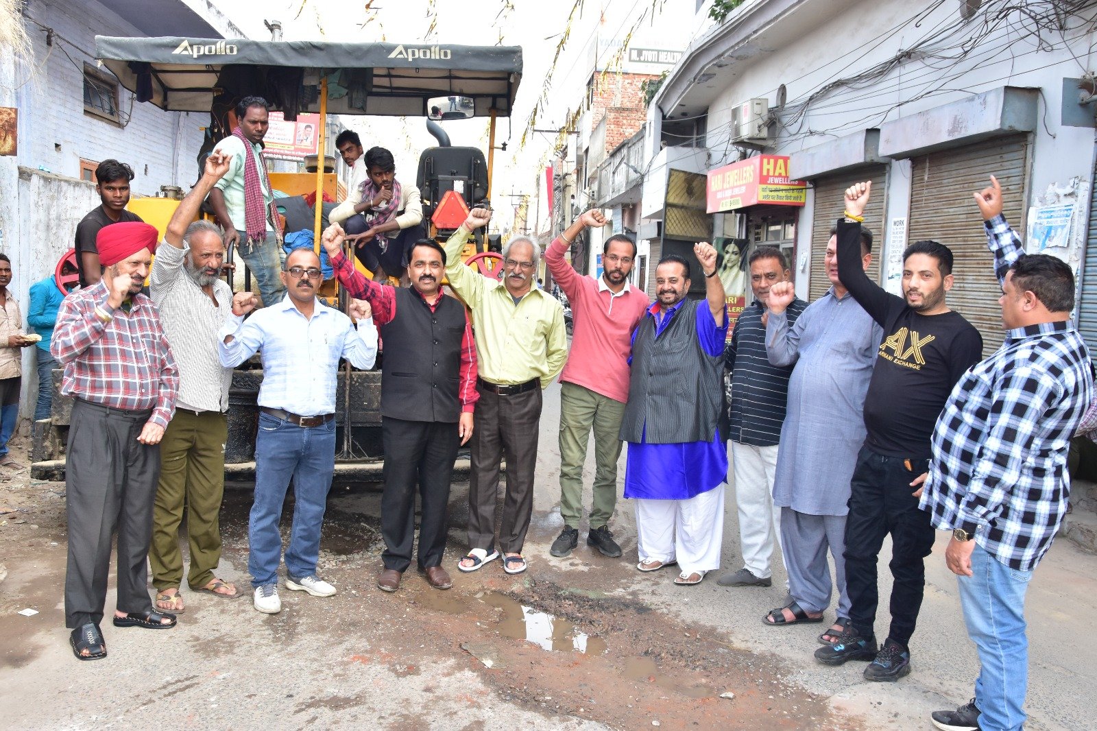 जालंधर की जनता की खून पसीने की कमाई नगर निगम पानी की तरह बहा रहा है- किशन लाल शर्मा