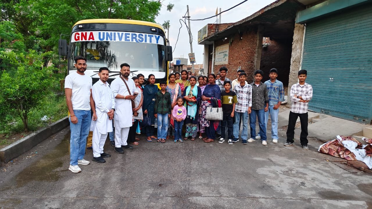 जालंधर  हिंदू एकता मंच ने श्रद्धालुओं को धार्मिक स्थानों की  निशुल्क यात्रा कराने का अभियान शुरू किया 