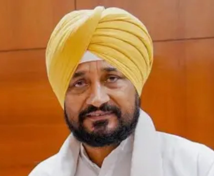 ਕੱਲ ਵਿਕਾਸ ਸੰਘਰ  ਦੇ ਘਰ ਆਉਣ ਗਏ ਸਾਬਕਾ ਮੁੱਖ ਮੰਤਰੀ ਚਰਨਜੀਤ ਸਿੰਘ ਚੰਨੀ । 