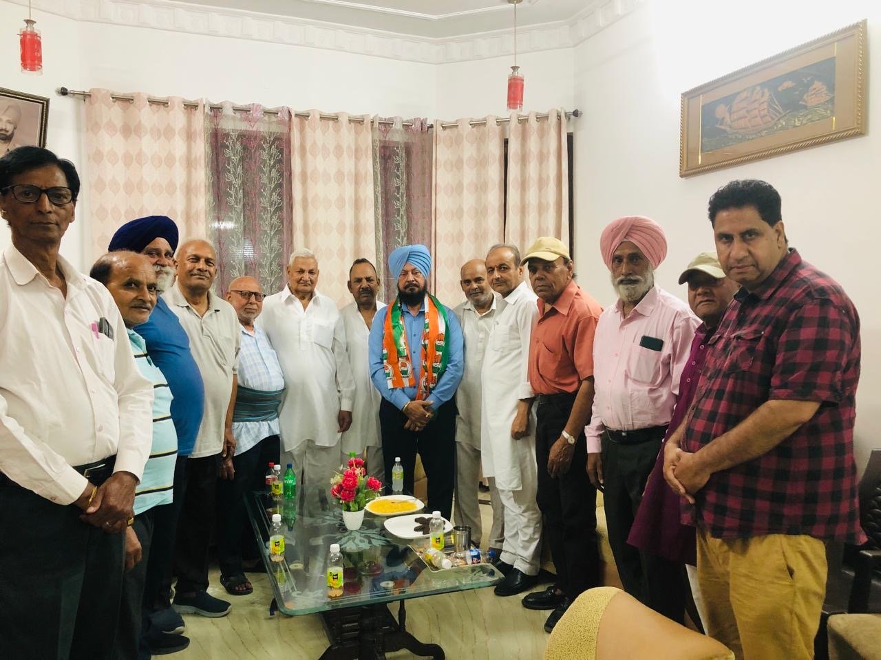 ਜਲੰਧਰ ਸੈਂਟਰਲ ਹਲਕੇ ਵਿਚ ਭਾਜਪਾ ਨੂੰ ਝਟਕਾ , ਮਨਜੀਤ ਸਿੰਘ ਸਿਮਰਨ ਕਾਂਗਰਸ ਵਿਚ ਸ਼ਾਮਲ