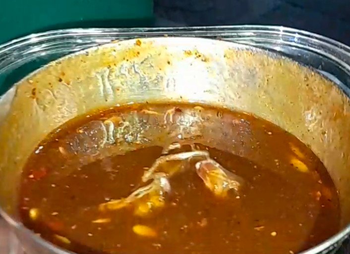 जोहल मार्केट स्थित मशहूर दुकान बिट्टू परदेसी को लेकर हंगामा