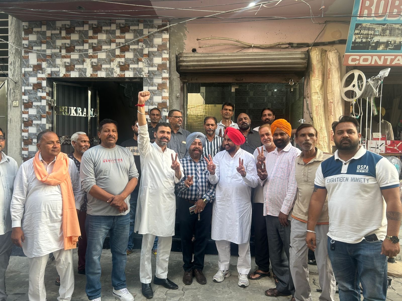 जालंधर वैस्ट विधानसभा के वार्ड नंबर 32 में चरणजीत सिंह चन्नी ( जालंधर लोकसभा उम्मीदवार) के पक्ष में करवाई नुक्कड़ बैठकें