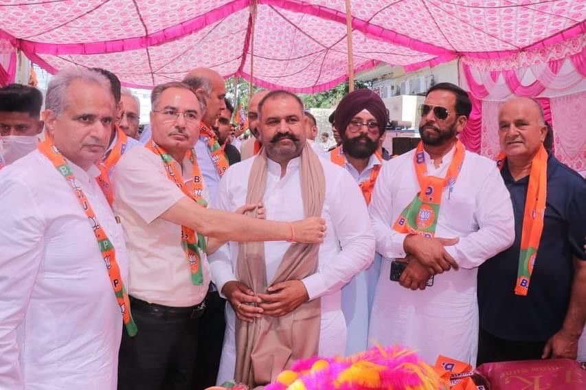 *पिछली सरकारों ने सिर्फ बाते की और मोदी सरकार ने ज़रूरतमंद लोगो तक सरकारी लाभ पहुचाने का काम किया-सुशील रिंकु*