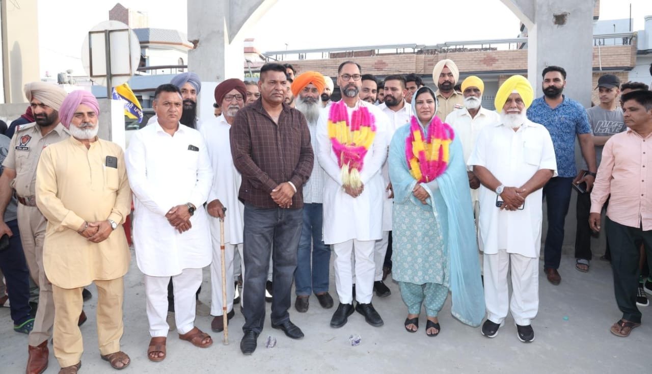 ਕਾਂਗਰਸ ਟੁੱਟ-ਭੱਜ ਦੀ ਸ਼ਿਕਾਰ ਅਤੇ 13 ਲੋਕ ਸਭਾ ਸੀਟਾਂ 'ਤੇ ਚਲੇਗਾ ਝਾੜੂ -ਪਵਨ ਟੀਨੂੰ