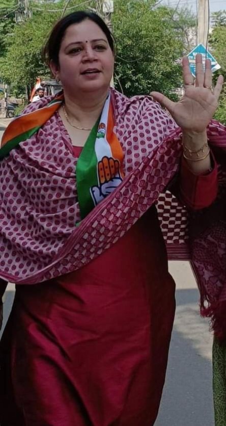 "चुनाव प्रभारी रणदीप कौर तोहड़ा ने संभाला कांग्रेस पार्टी जालंधर का वेस्ट"