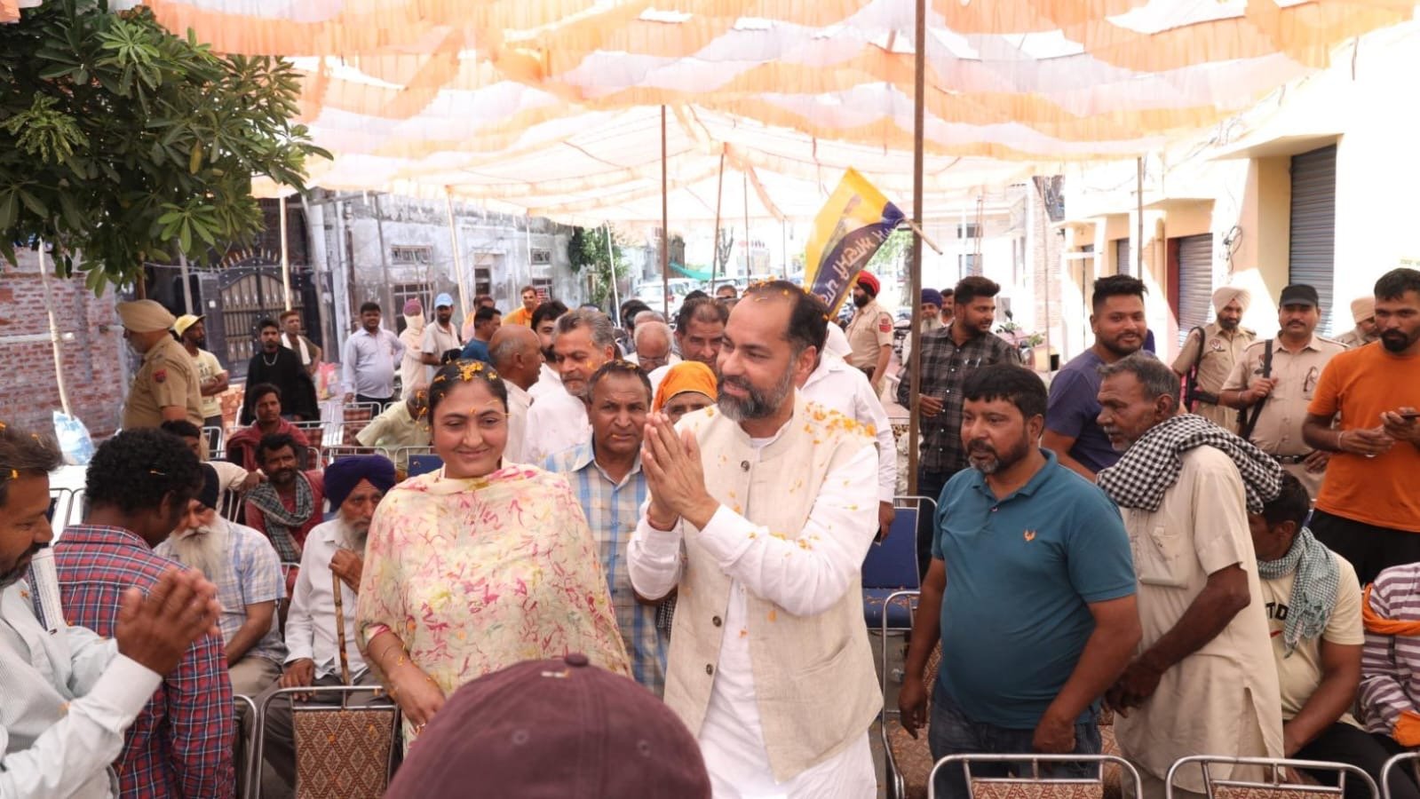 *2024 का संसदीय चुनाव लोकतंत्र के रक्षकों और भक्षकों के बीच लड़ा जा रहा है, भाजपा लोकतंत्र का भक्षक है - पवन टीनू*