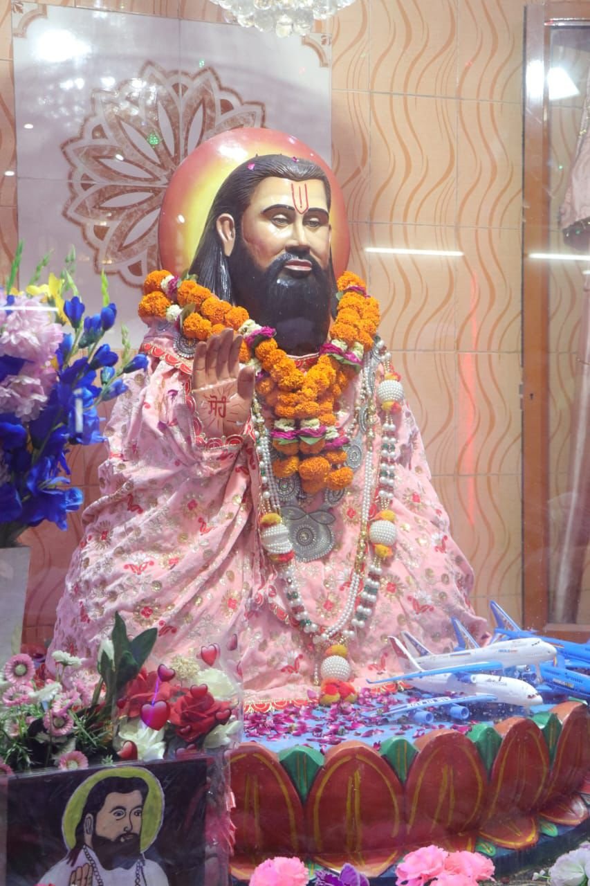 ਸੁਸ਼ੀਲ ਰਿੰਕੂ ਨੇ ਸੰਤ ਸ਼੍ਰੋਮਣੀ ਸ਼੍ਰੀ ਗੁਰੂ ਰਵਿਦਾਸ ਮਹਾਰਾਜ ਜੀ ਦੇ 14ਵੇਂ ਮੂਰਤੀ ਸਥਾਪਨਾ ਪ੍ਰਕਾਸ਼ ਪੁਰਬ ਸਮਾਗਮ ਵਿੱਚ ਸ਼ਿਰਕਤ ਕੀਤੀ ਅਤੇ ਅਸ਼ੀਰਵਾਦ ਲਿਆ