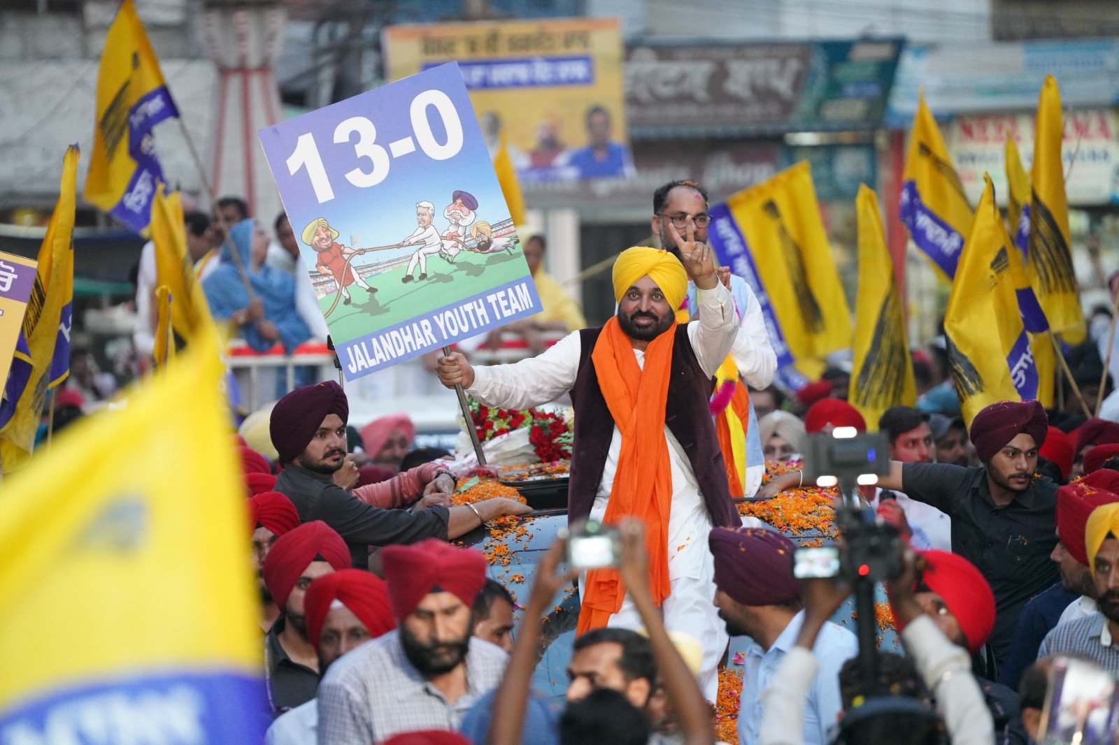 ਕਿਸੇ ਪਾਰਟੀ ਕੋਲ ਇੰਨਾ ਨੌਜਵਾਨ ਜੋਸ਼ ਨਹੀਂ ਜਿੰਨਾ ਆਮ ਆਦਮੀ ਪਾਰਟੀ ਕੋਲ ਹੈ, ਅਸੀਂ ਮੁੱਖ ਮੰਤਰੀ ਮਾਨ ਦੀ ਅਗਵਾਈ ਵਿੱਚ ਬਹੁਤ ਅੱਗੇ ਜਾਣਾ ਹੈ: ਪਵਨ ਕੁਮਾਰ ਟੀਨੂੰ