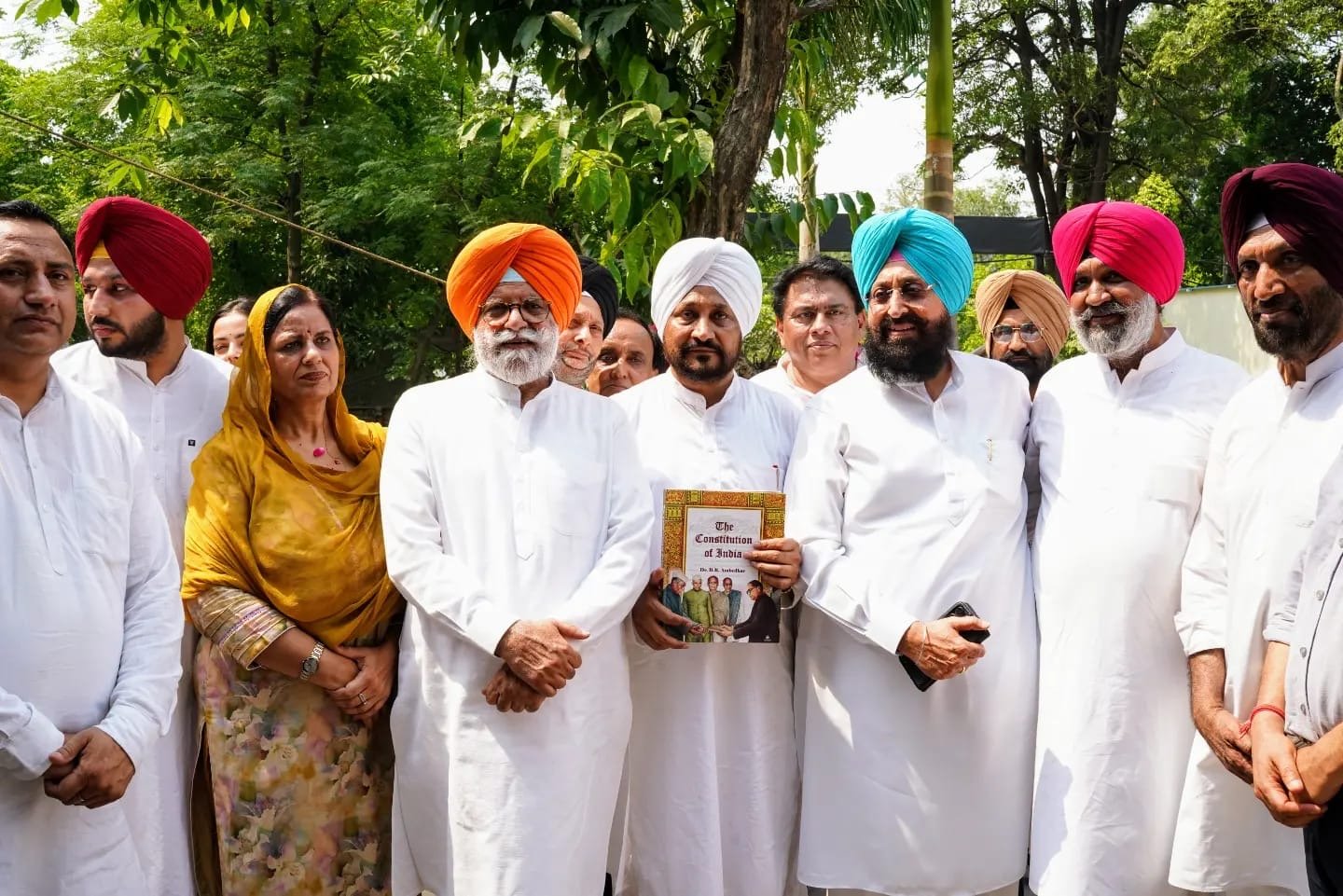 ਭਾਜਪਾ ਨੂੰ ਦੇਸ਼ ਦਾ ਸੰਵਿਧਾਨ ਬਦਲਣ ਦੇ ਮਨਸੂਬੇ ਕਾਮਿਯਾਬ ਨਹੀਂ ਹੋਣ ਦਿੱਤਾ ਜਾਵੇਗਾ-ਸ.ਚਰਨਜੀਤ ਚੰਨੀ