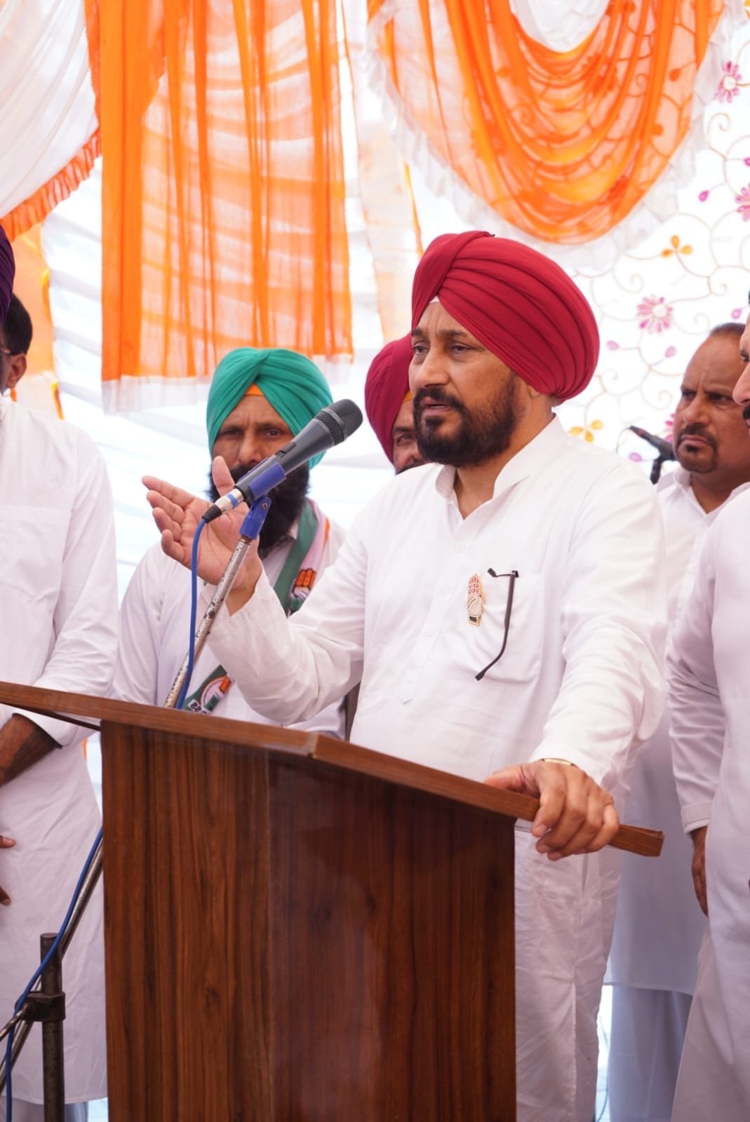 जालंधर में गोलियां चलाकर दहशत का माहौल बनाया जा रहा है -चरणजीत सिंह चन्नी 