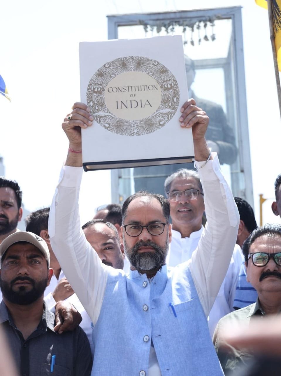 सविंधन के सम्मान में आम आदमी पार्टी मैदान में: पवन टीनू 