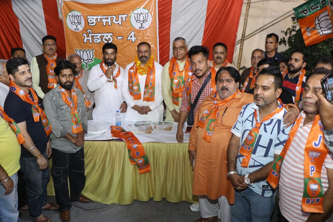 *हल्का नॉर्थ के फतेहपुरी मोहल्ला में सुशील रिंकू के पक्ष में सफल बैठक का आयोजन*