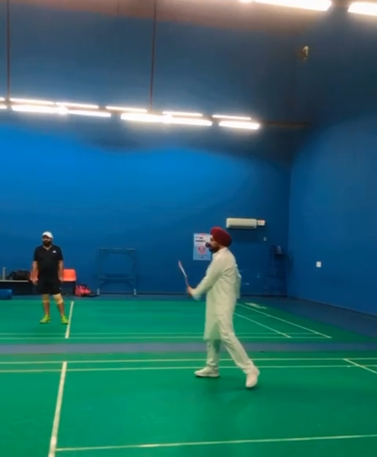 ਜਿੰਮਖਾਨਾ ਕਲੱਬ ਵਿੱਚ ਚਰਨਜੀਤ ਚੰਨੀ ਨੇ ਪਾਇਆ ਭੰਗੜਾ,ਵਾਲੀਬਾਲ ਤੇ ਟੈਨਿਕ ਦੀ ਖੇਡ ਵੀ ਖੇਡੀ