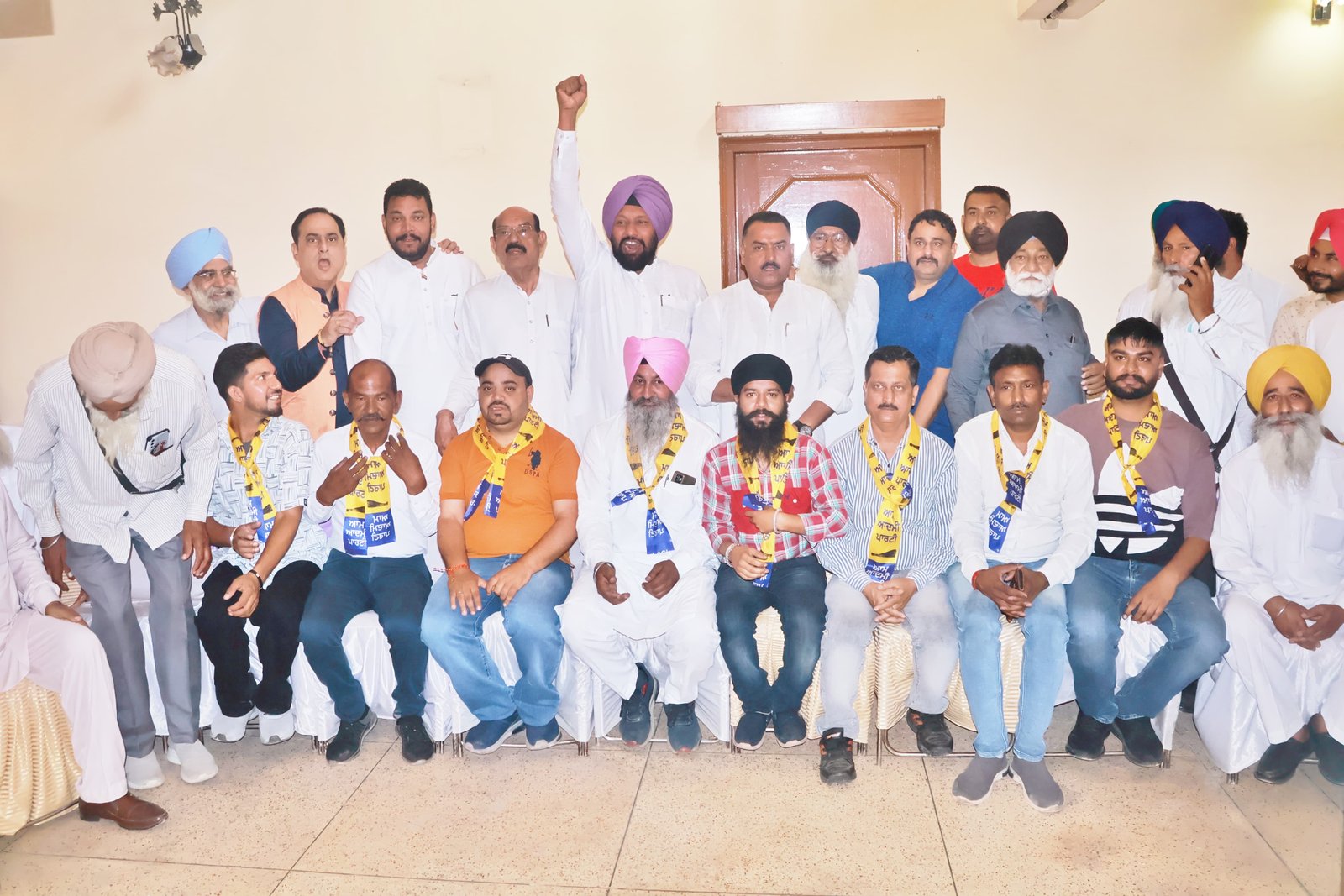 *जालंधर वेस्ट विधानसभा क्षेत्र में 'आप' का बड़ा रोड शो, कई बीजेपी और अकाली नेताओं का मिला समर्थन