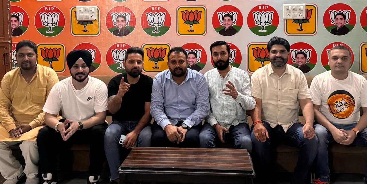 *सीएम मान केवल कोठी नही इन्वर्टर और जनरेटर भी साथ लेकर आये और लोगो को लेकर दे-अशोक सरीन हिक्की*