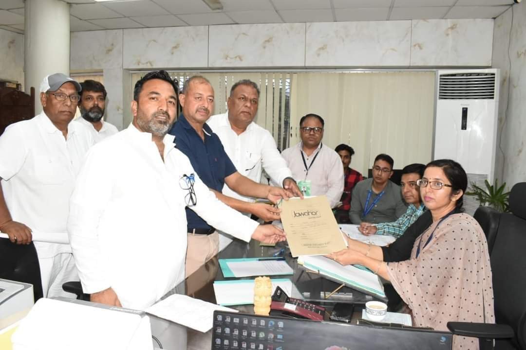 ਬਸਪਾ ਉਮੀਦਵਾਰ ਬਿੰਦਰ ਲਾਖਾ ਨੇ ਨਾਮਜ਼ਦਗੀ ਪੱਤਰ ਦਾਖਲ ਕੀਤਾ