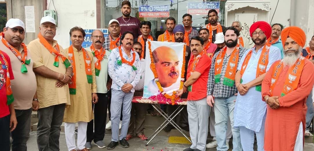 एक देश में दो विधान, 2 प्रधान, 2 निशान नहीं चलेंगे का नारा देने वाले डा. श्यामा प्रसाद मुखर्जी की शहादत को देशवासी युगों युगों तक याद रखेंगे : किशनलाल शर्मा