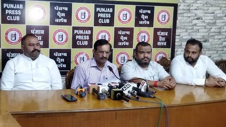 भगवंत मान ने जालंधर के इंडस्ट्रिलिस्टो पर सरकारी दबाव बना उनकी वेस्ट विधानसभा मे रहती लेबर का डाटा बनवाया