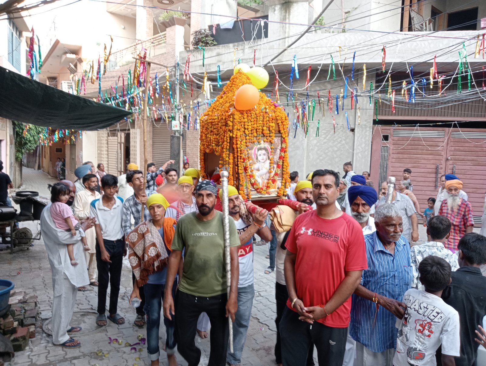 ਜਮਸ਼ੇਰ ਖਾਸ ਵਿੱਚ ਕੱਢੀ ਗਈ ਸ਼ੋਭਾ ਯਾਤਰਾ