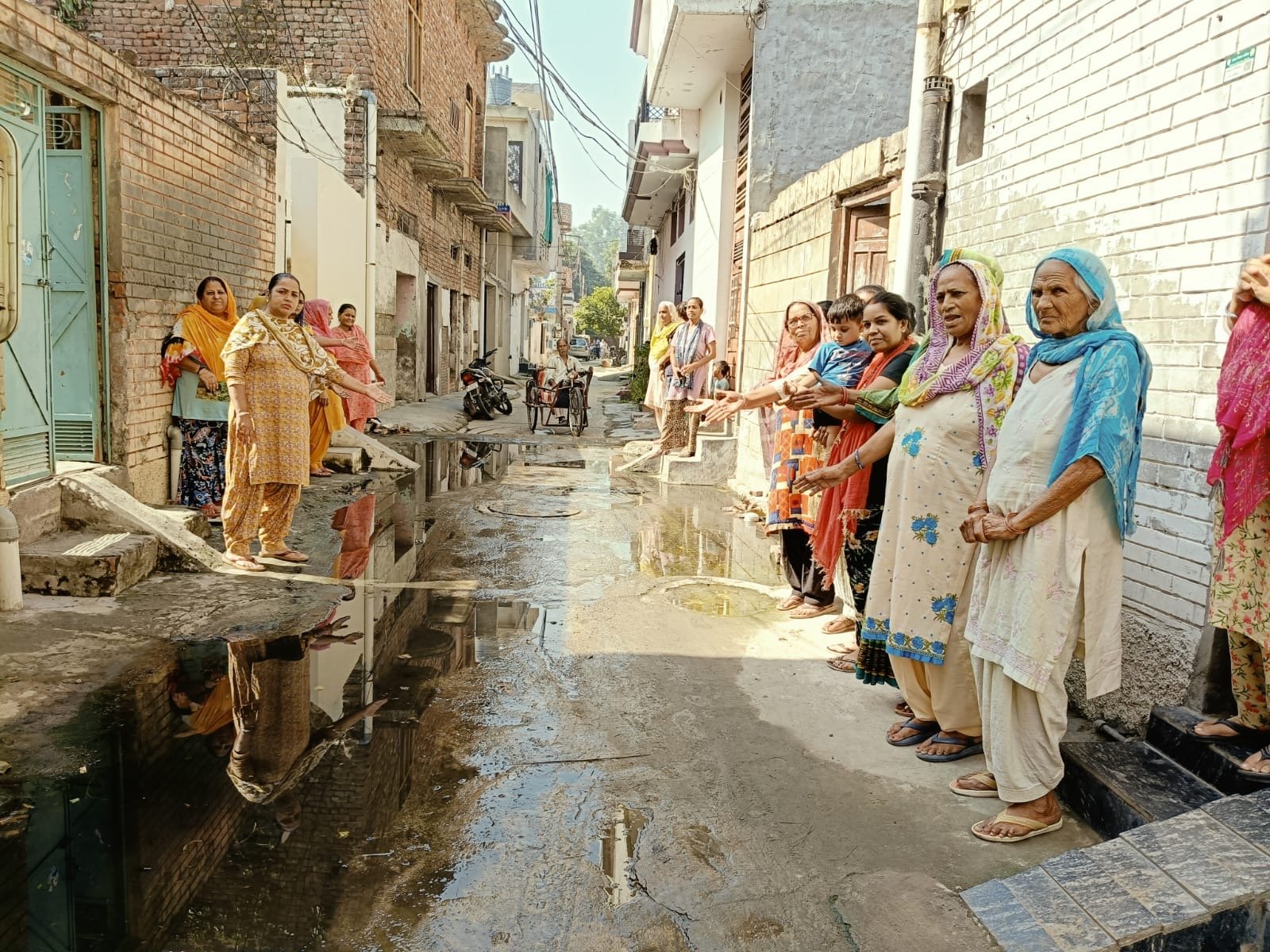 ਰਾਮ ਨਗਰ ਦੀ ਸੀਵਰ ਸਮੱਸਿਆ ਵਣਿਆ ਬਣਿਆ ਲੋਕਾਂ ਦੀ  ਜੀ ਦੀ ਜੰਜਾਲ।