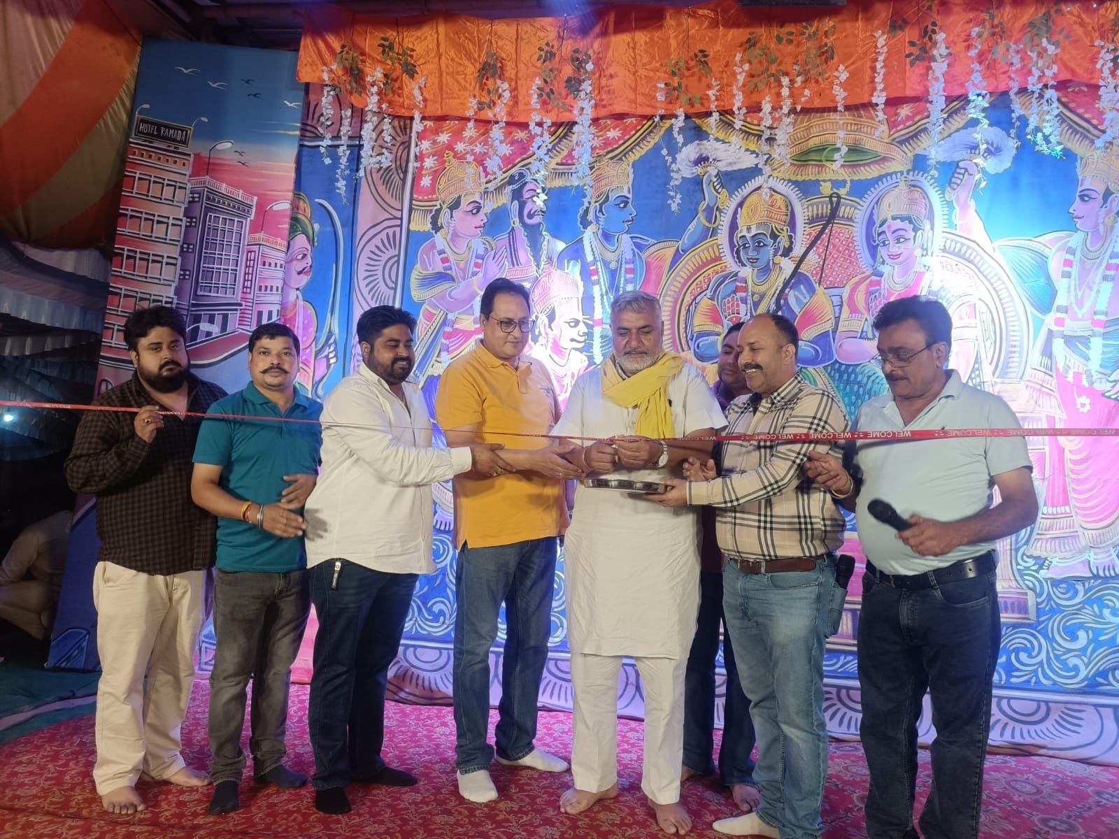 नवयुक्त मण्डल राम लीला  कमेटी ने करवाई राम लीला।