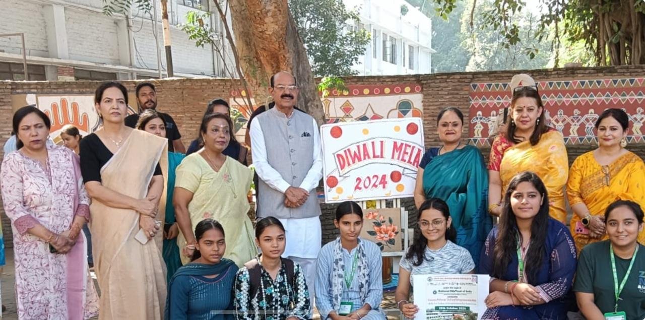 केबिनेट मंत्री मोहिंदर भगत ने किया "दिवाली कौशल उद्यमिता" मेले का शुभारंभ 