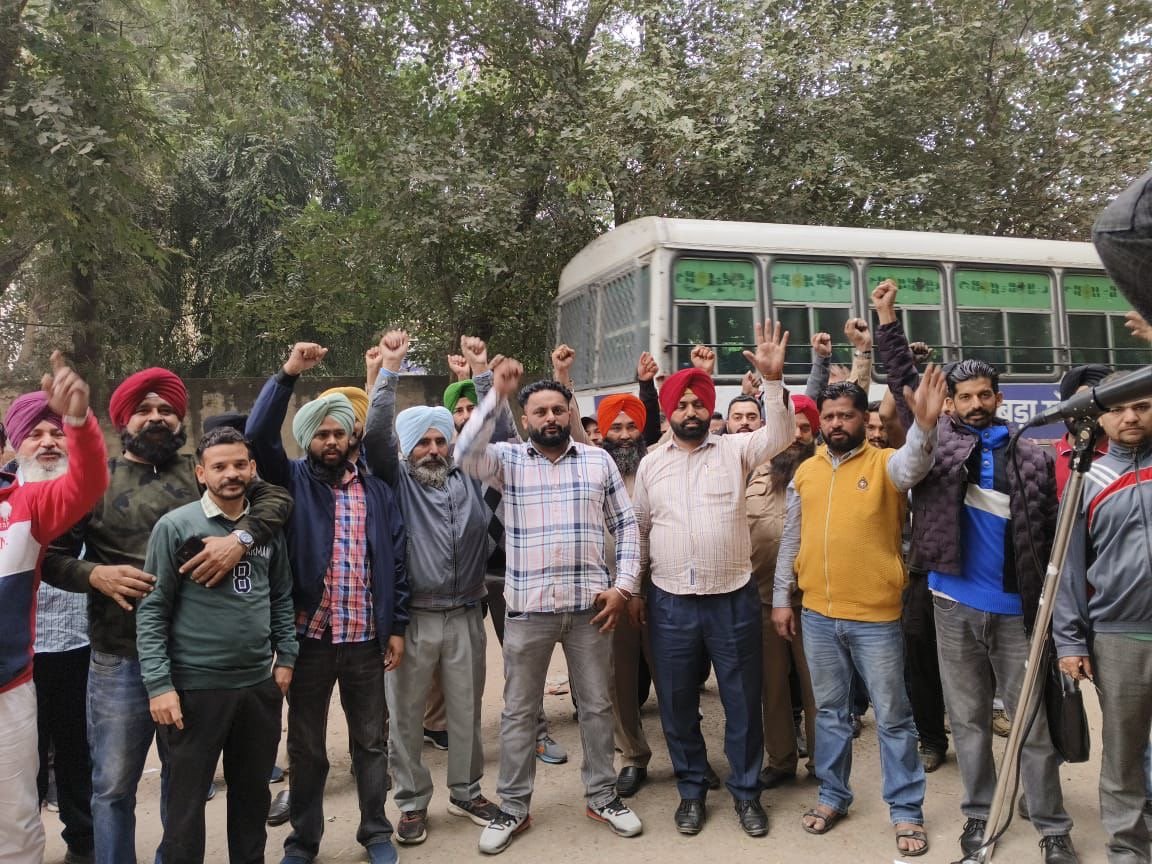 ਮੰਨੀਆ ਮੰਗਾ ਲਾਗੂ ਨਾ ਕੀਤੀਆਂ ਤਾਂ 17 ਨੂੰ ਕਰਾਂਗੇ ਜਿੰਮਣੀ ਚੋਣ ਵਿੱਚ ਰੋਸ਼ ਮਾਰਚ ਬਲਵਿੰਦਰ ਸਿੰਘ ਰਾਠ ਹਰਜਿੰਦਰ ਸਿੰਘ |