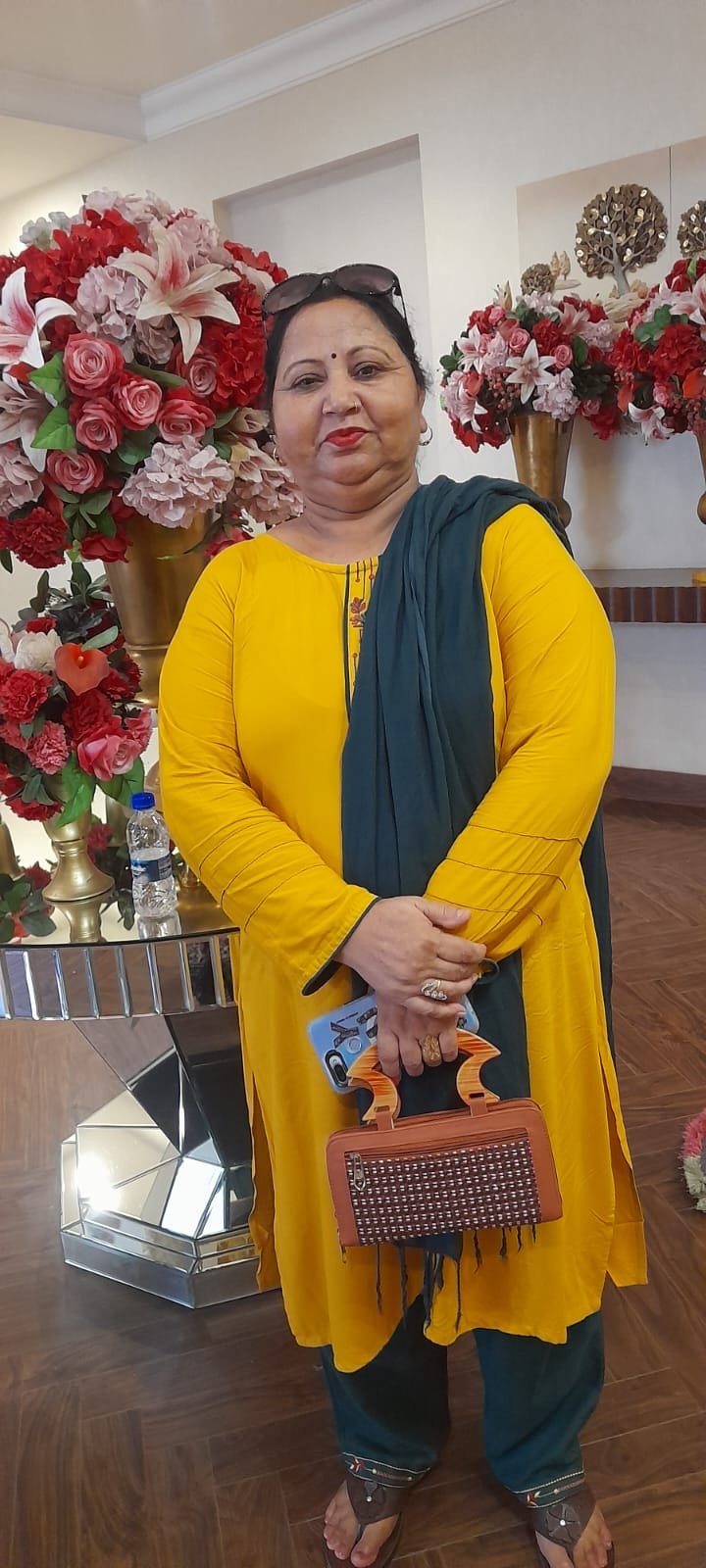 जिन्दा  रोड. पर  पिछले  6 महीने  से  लगे  है कूड़े के ढेर : रंजीत  राणों 