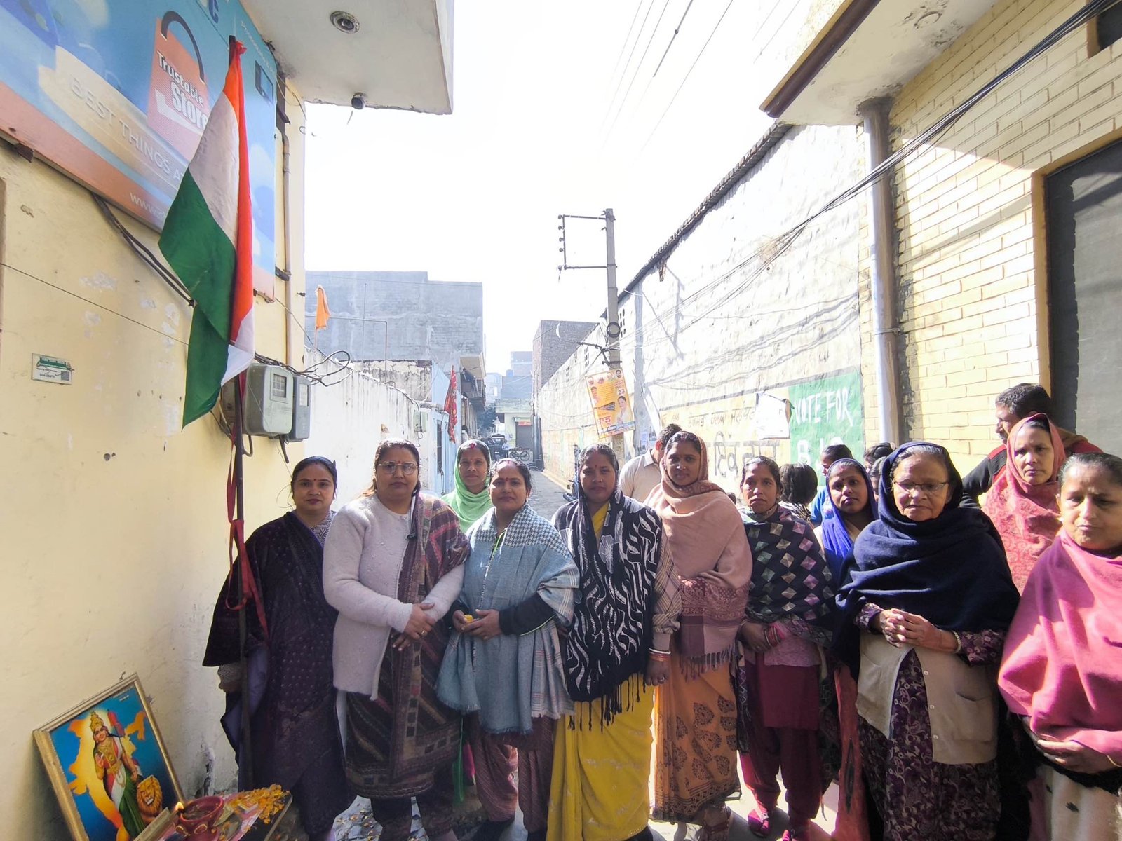 संतोषी नगर में ट्रस्टेबल फाउंडेशन की  तरफ  गणतंत्र दिवस मनाया |