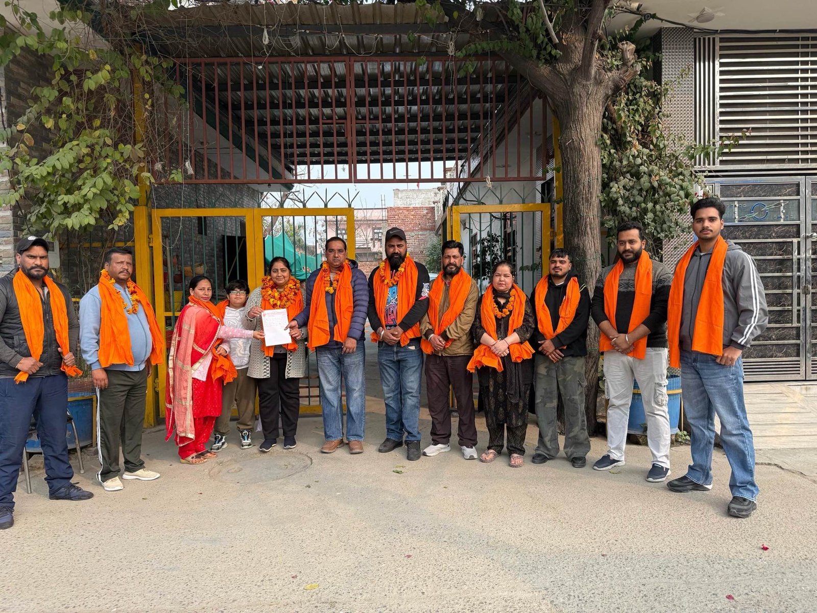 शित सेना (समाजवादी) की वस्ती वावा खेल हुई मीटिंग ।