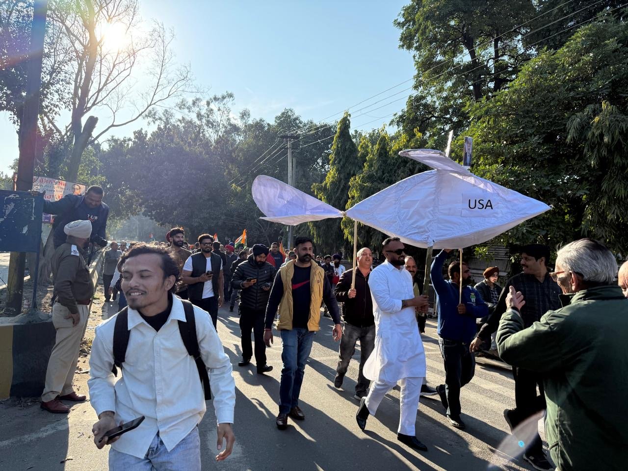 ਜਿਲਾ ਕਾਂਗਰਸ ਕਮੇਟੀ ਸ਼ਹਿਰੀ ਵਲੋ ਡੋਨਲਡ ਟਰੰਪ ਅਤੇ ਨਰਿੰਦਰ ਮੋਦੀ ਦੇ ਖਿਲਾਫ ਪੁਤਲਾ ਫੂਕ ਪ੍ਰਦਰਸ਼ਨ ਕੀਤਾ