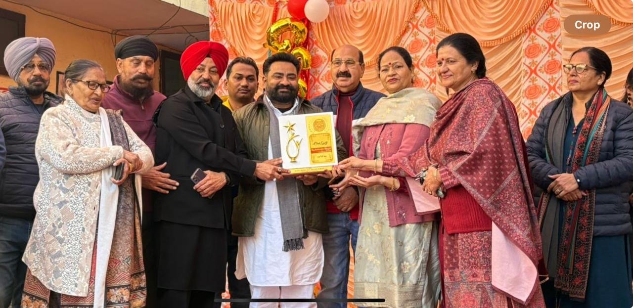 गवर्नमेंट सीनियर सेकेंडरी स्कूल माडल हाउस में किया गया वार्षिक इनाम वितरण समारोह का आयोजन 