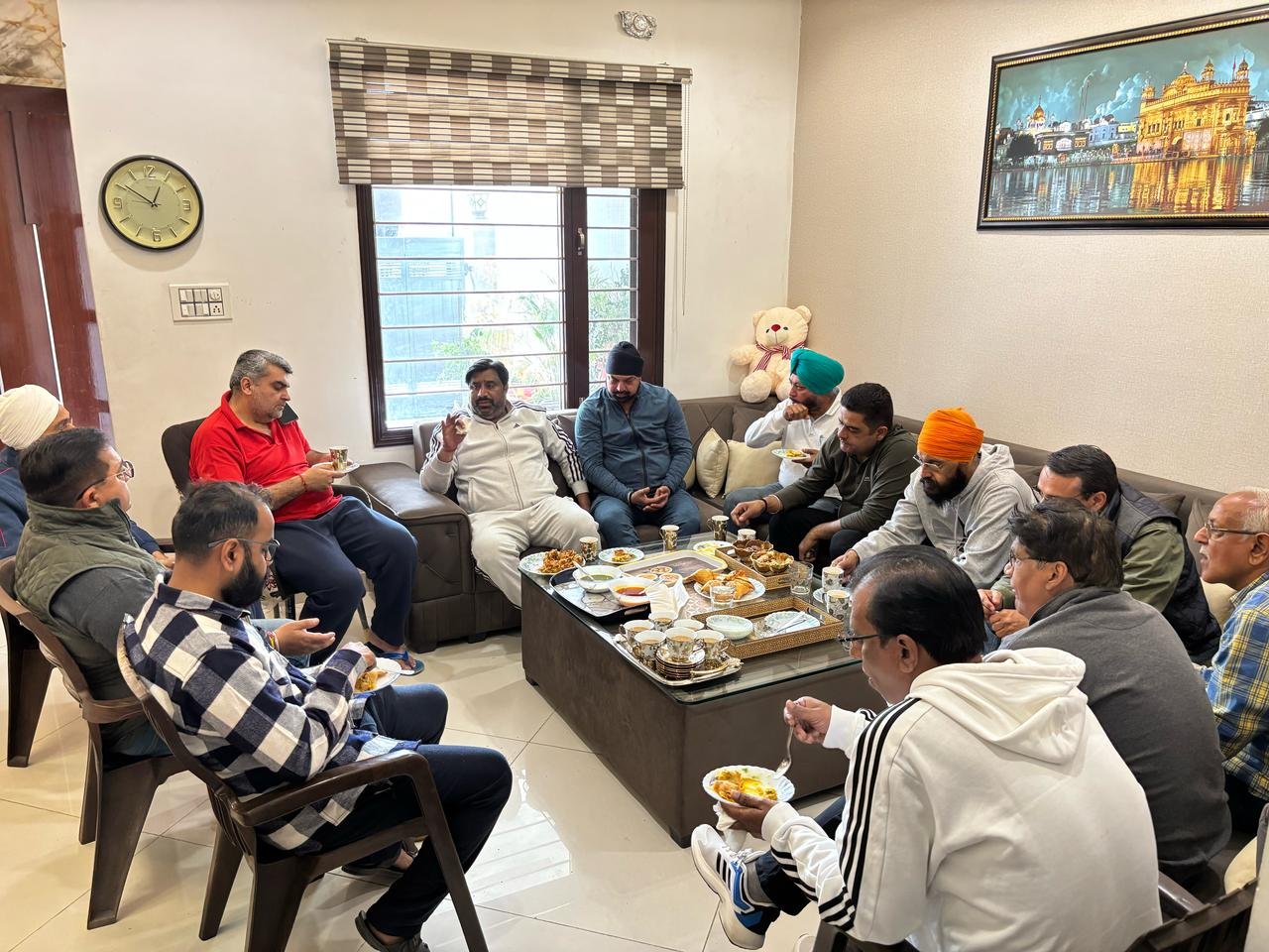 ਰਾਜਾ ਗਾਰਡਨ ਮਿੱਠਾਪੁਰ ਵਿਖੇ ਰਾਜਾ ਗਾਰਡਨ ਵੈਲਫੇਅਰ ਸੋਸਾਇਟੀ ਦੀ ਕਾਲੋਨੀ ਦੀਆਂ ਸਮਸਿਆਵਾਂ ਬਾਰੇ ਹੋਈ ਬੈਠਕ