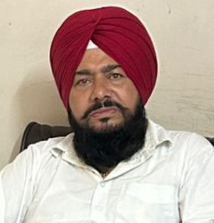 ਮਕਸੂਦਾ ਜਿੰਦਾ ਰੋਡ ਫਾਟਕ ਦੇ ਲਾਗੇ ਵਾਰਡ ਨੰਬਰ 84 ਬੰਦ ਪਿਆ ਹੈ ਪਿਛਲੇ ਛੇ ਮਹੀਨੇ ਤੋਂ ਸੀਵਰੇਜ ਉਸਦਾ ਕੋਈ ਧਿਆਨ ਨਹੀਂ ਦੇ ਰਿਹਾ : ਕਰਤਾਰ ਸਿੰਘ ਬਿੱਲਾ ਠੇਕੇਦਾਰ