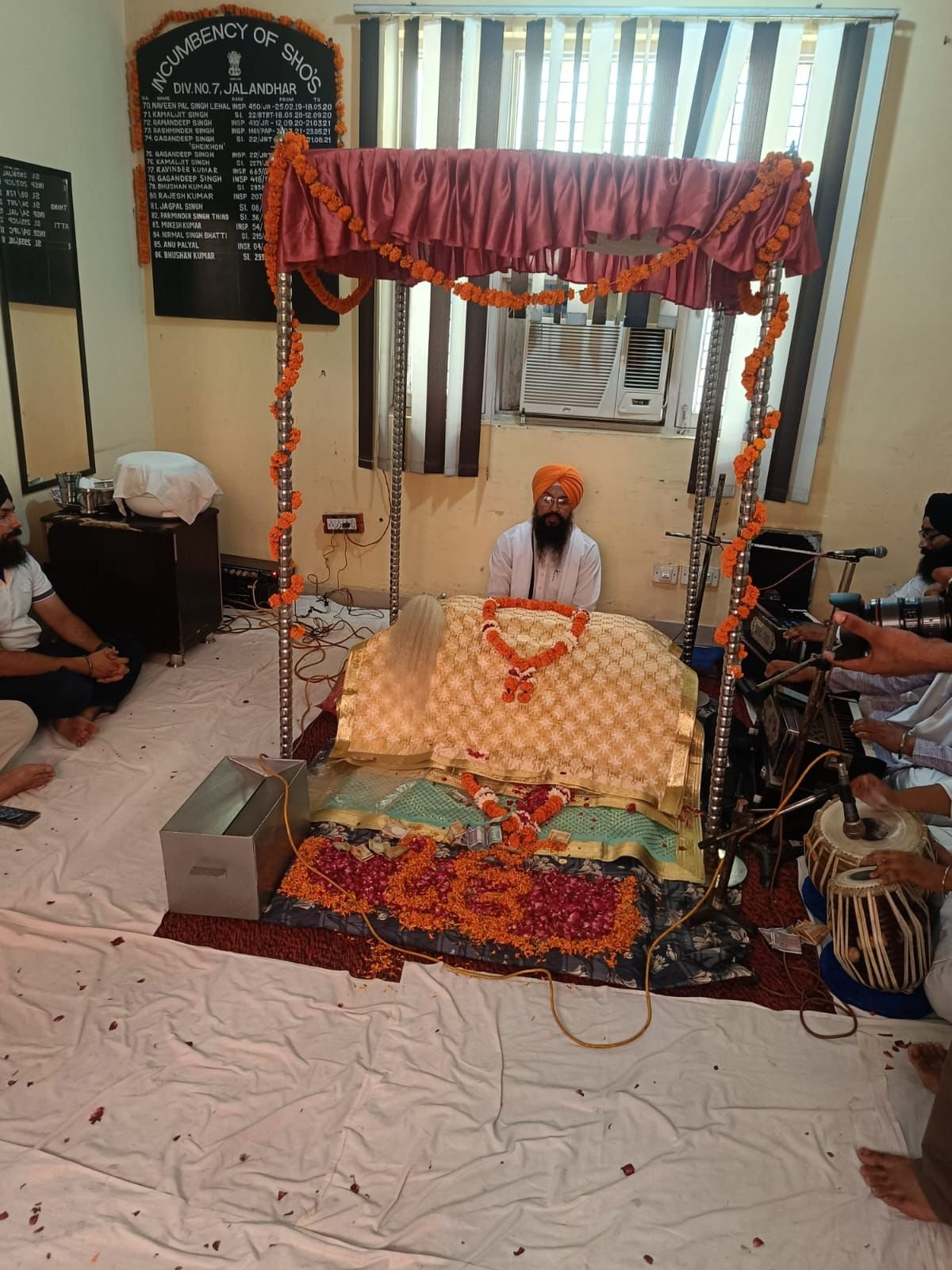 थाना सात में सुख समृद्धि की कामना करते हुए करवाया गया श्री सुखमणि साहिब का पाठ