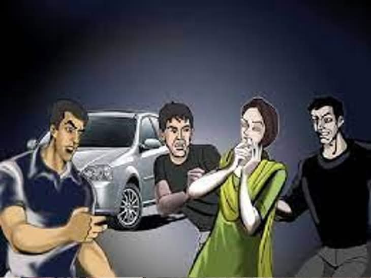 सावधान ! स्विफ्ट सवार महिला लुटेरों का गिरोह फिर सक्रिय  पढ़ें पूरी खबर 