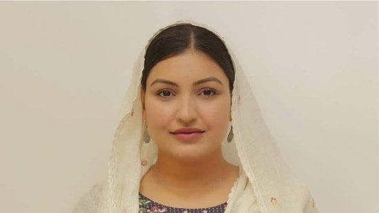 अनमोल गगन मान ने वापस लिया इस्तीफा  अमन अरोड़ा के साथ बैठक में क्या हुई बातचीत ?  पढ़ें पूरी खबर 